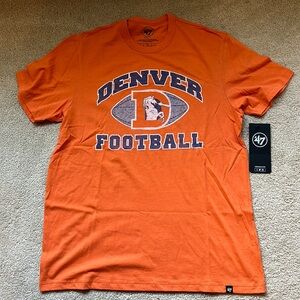 Denver Broncos tshirt size medium